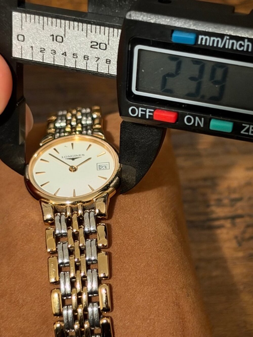 Longines La Grande Classique Women's Two-Tone White Dial Date - 24mm - Picture 9 of 9